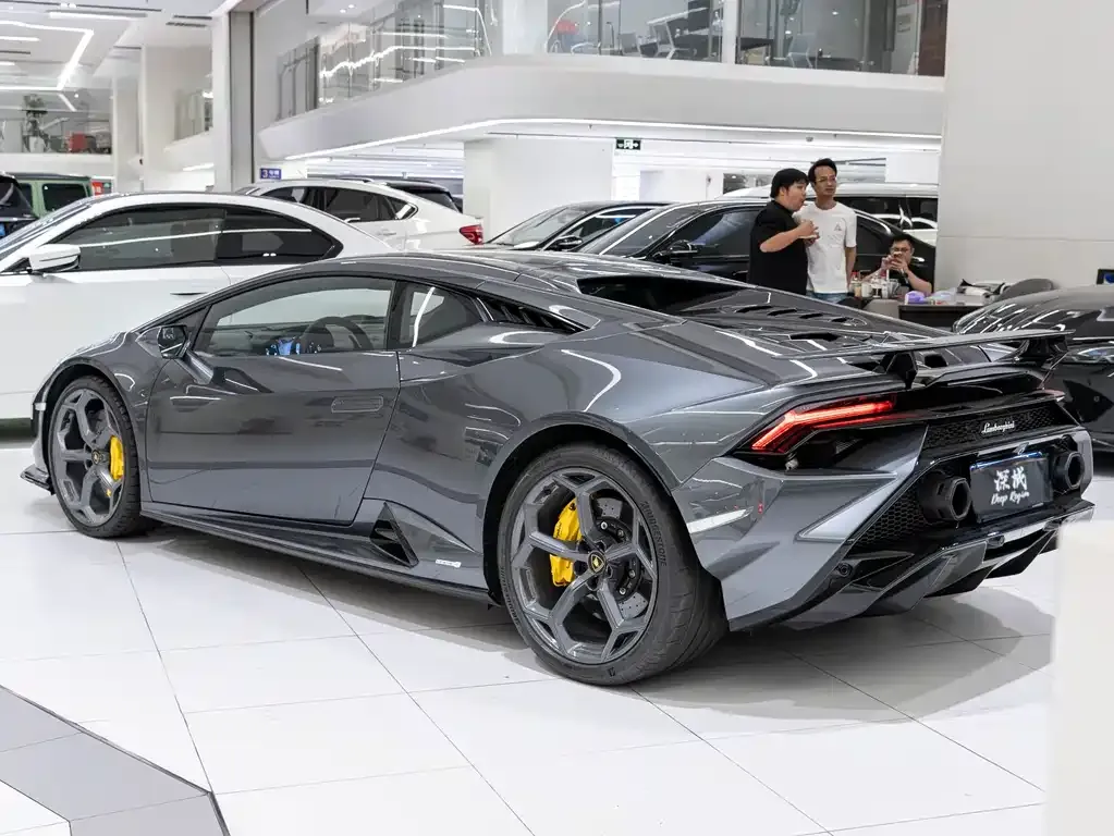 Lamborghini Huracan — фото 6
