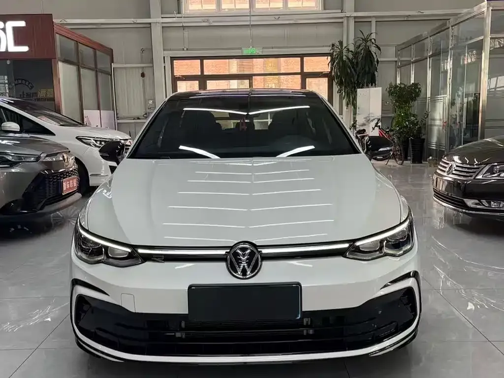 Volkswagen Golf — фото 2