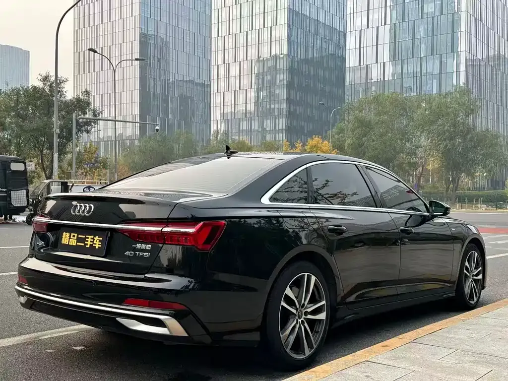 Audi A6L — фото 5