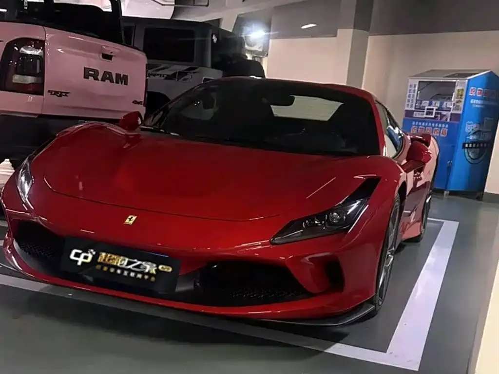 Ferrari F8 — фото 1