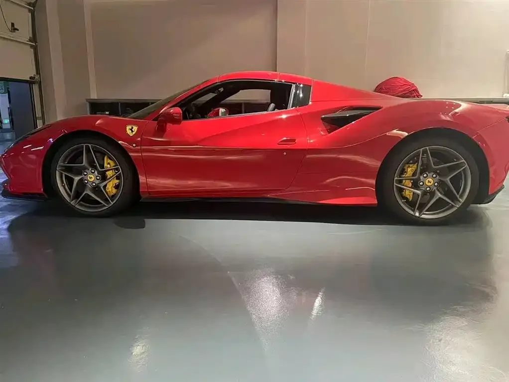 Ferrari F8 — фото 6