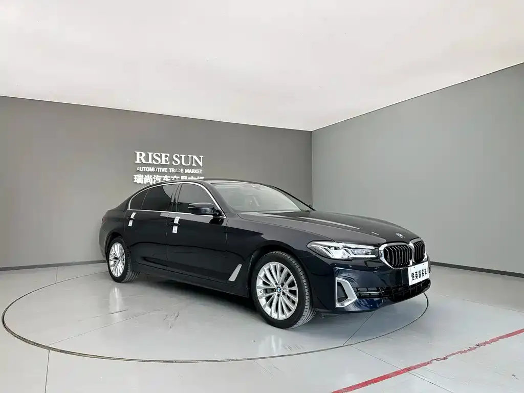 BMW 5 Series — фото 3
