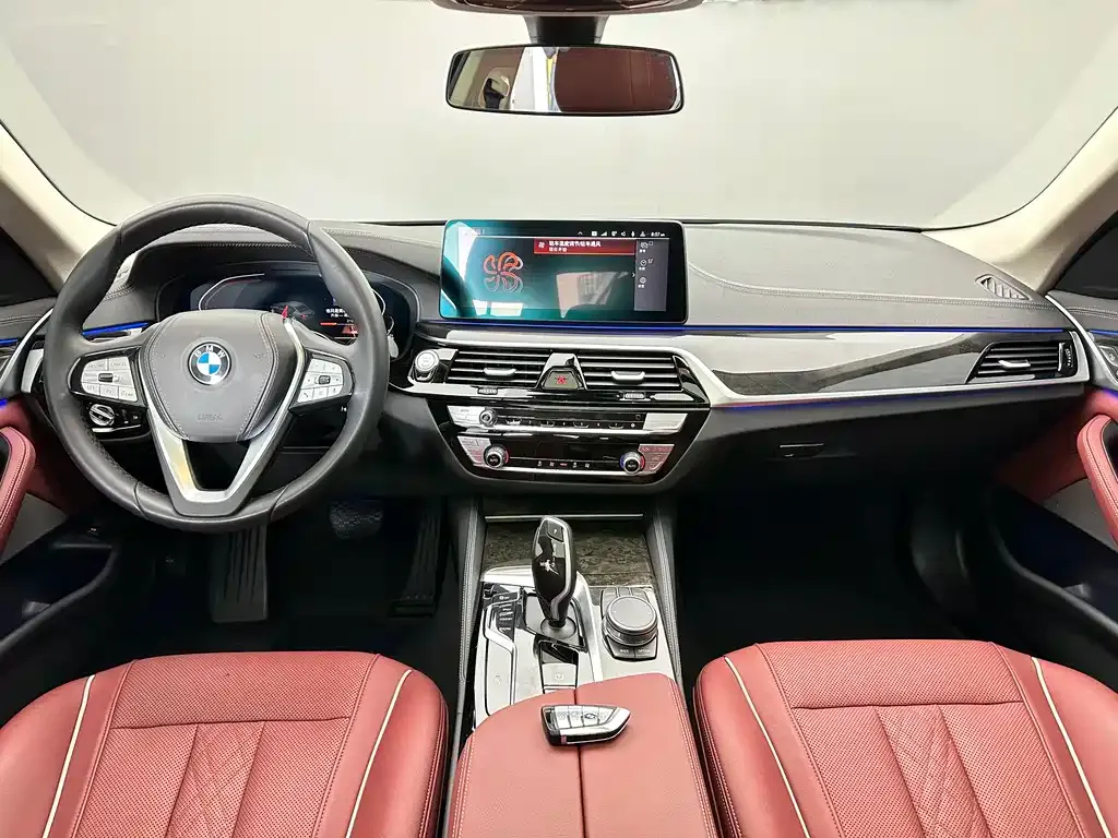 BMW 5 Series — фото 4