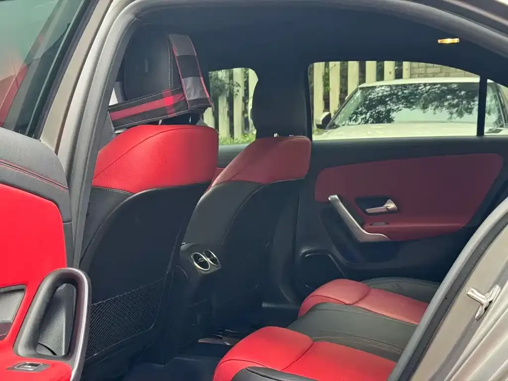 Mercedes-Benz A-Class AMG — фото 6