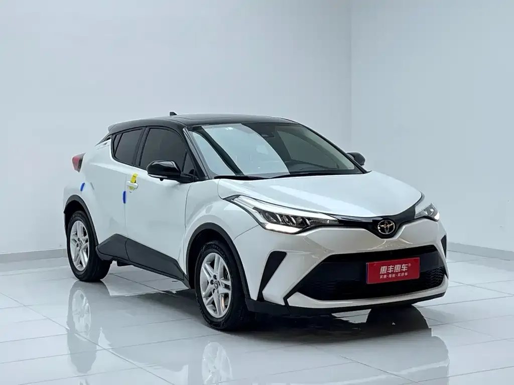 Toyota C-HR — фото 3