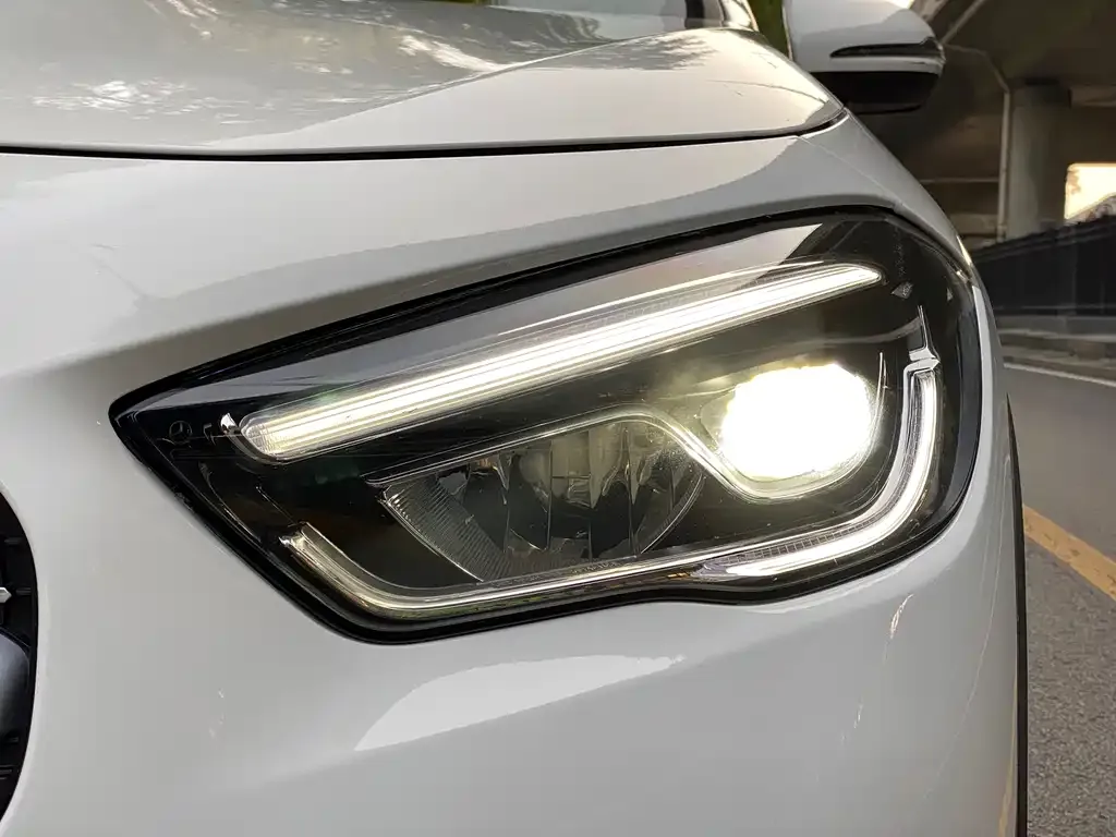 Mercedes-Benz GLA — фото 4