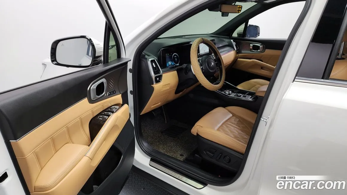 Kia Sorento — фото 10