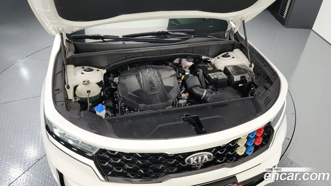 Kia Sorento — фото 6