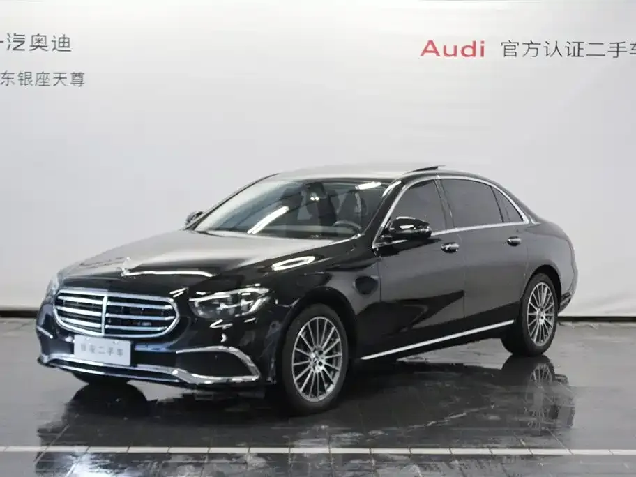Mercedes-Benz E-Class — фото 1