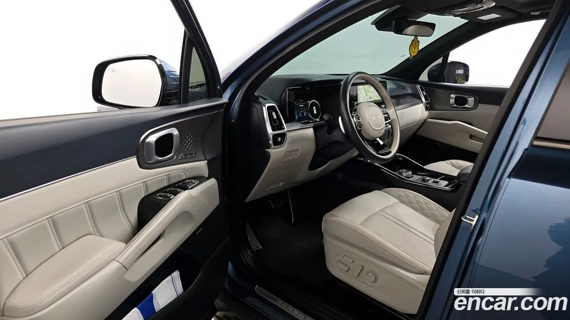 Kia Sorento — фото 10