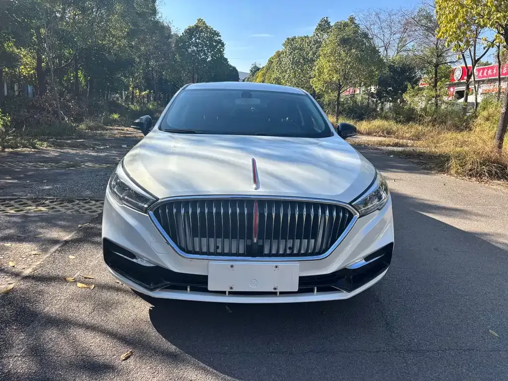 Hongqi H5 — фото 2