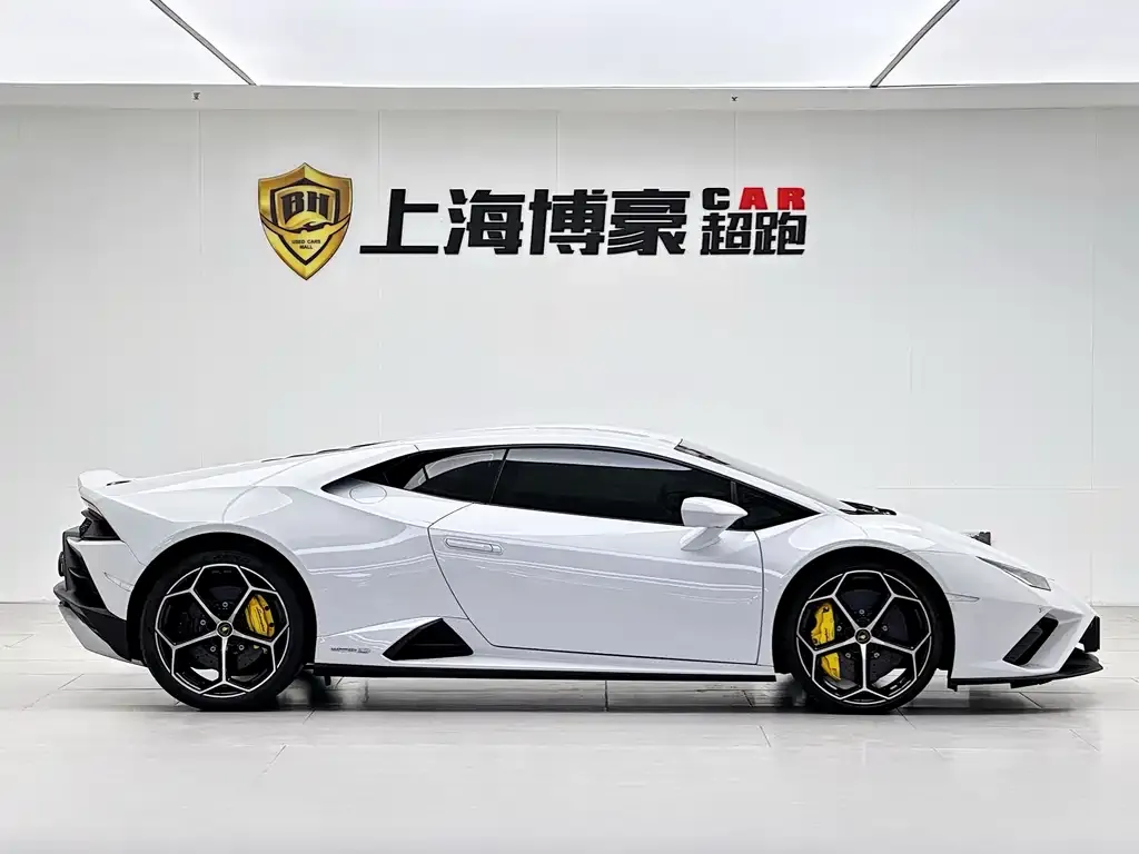 Lamborghini Huracan — фото 5