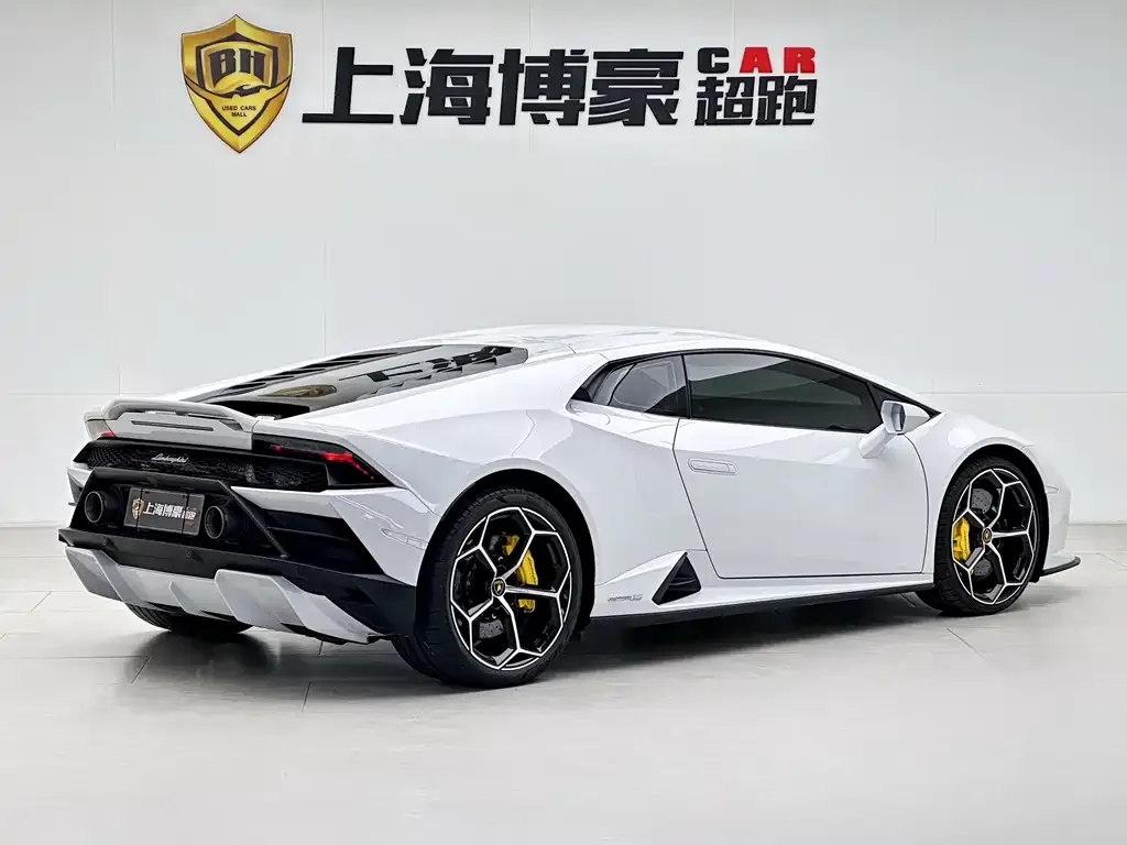 Lamborghini Huracan — фото 7