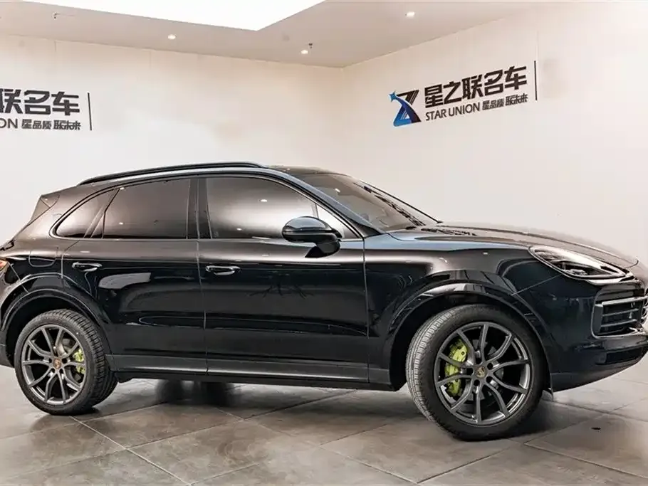 Porsche Cayenne Hybrid — фото 6