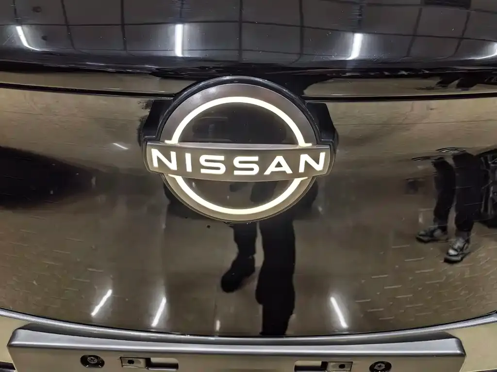 Nissan Ariya — фото 3