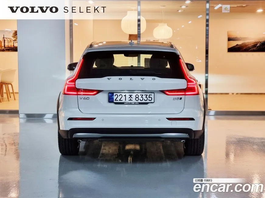 Volvo V60 — фото 4