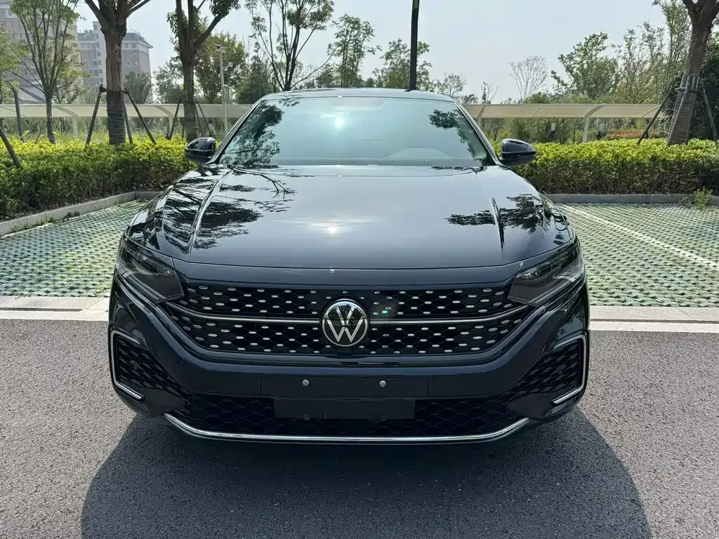 Volkswagen Passat — фото 4