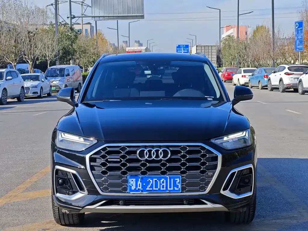 Audi Q5L — фото 2