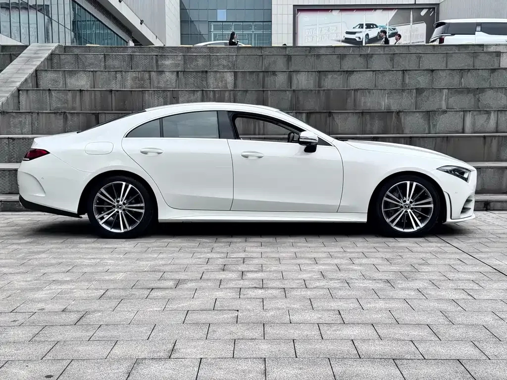 Mercedes-Benz CLS — фото 4