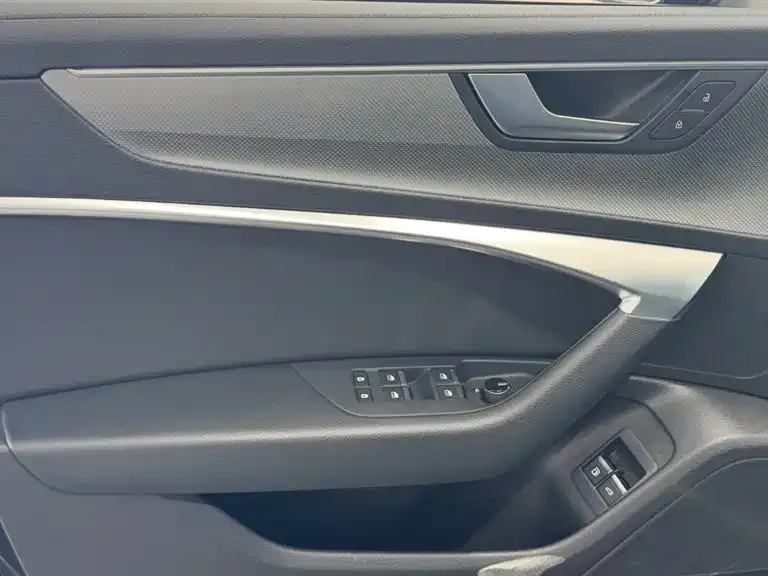 Audi A6L New Energy — фото 9