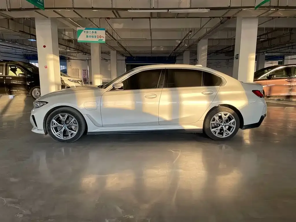 BMW i3 — фото 3