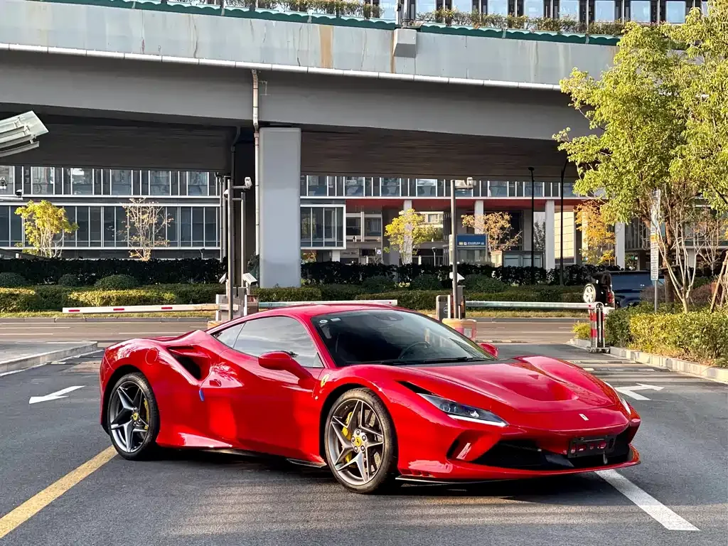 Ferrari F8 — фото 2