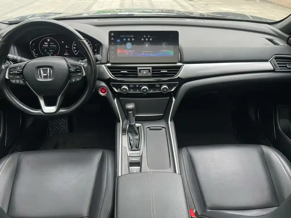Honda Inspire — фото 8