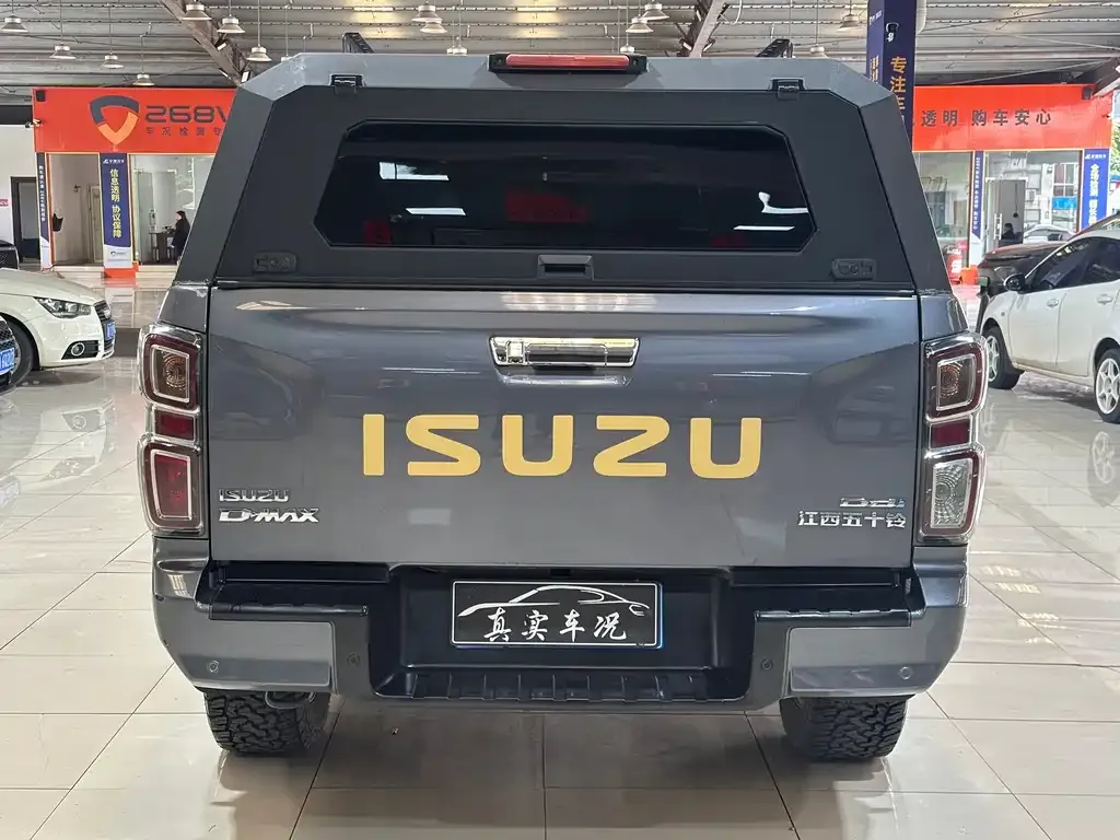 Isuzu D-MAX — фото 6