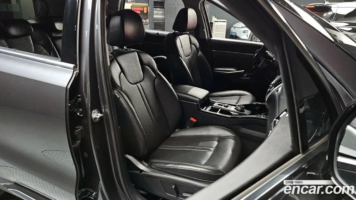 Kia Sorento — фото 10