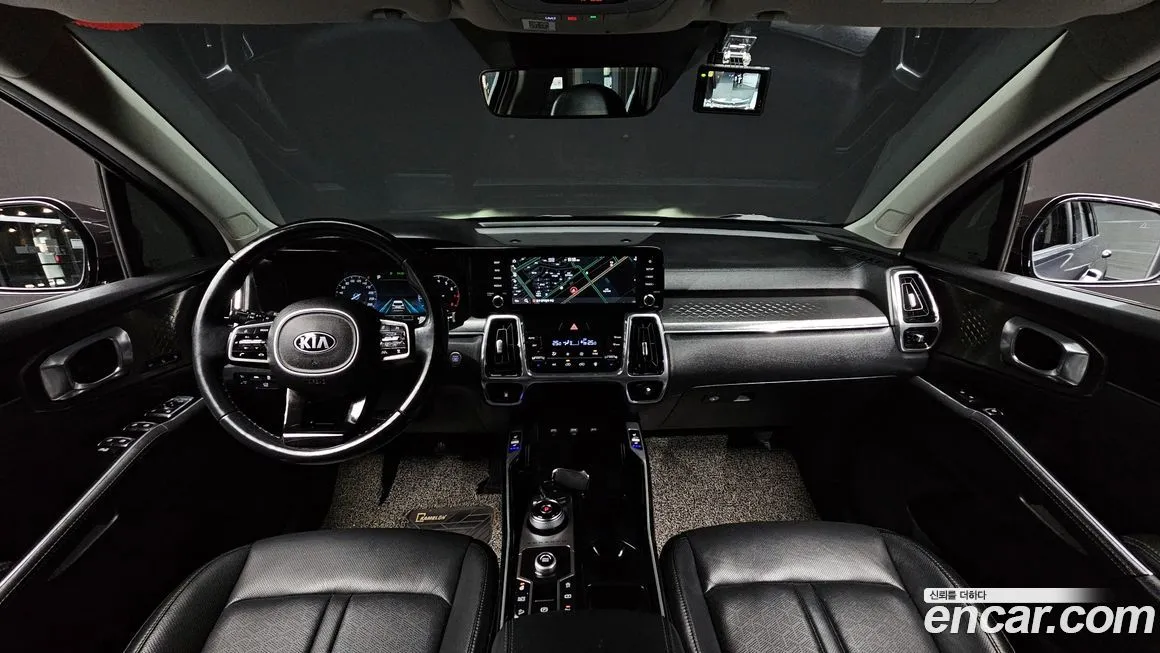 Kia Sorento — фото 7