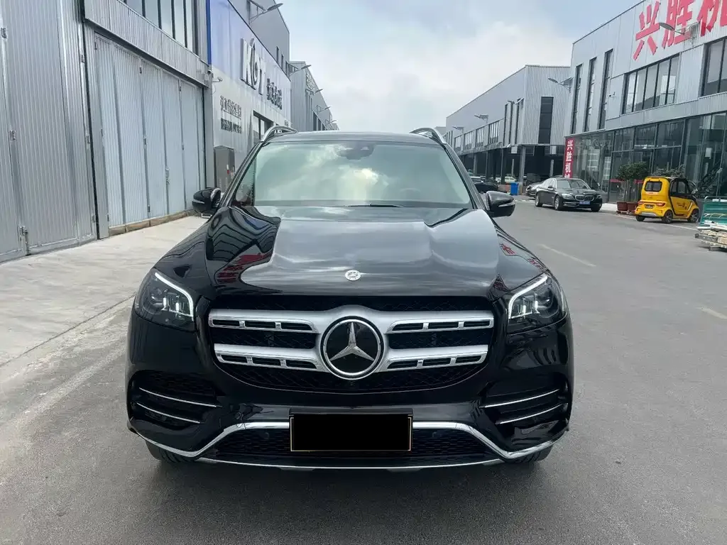 Mercedes-Benz GLS — фото 1