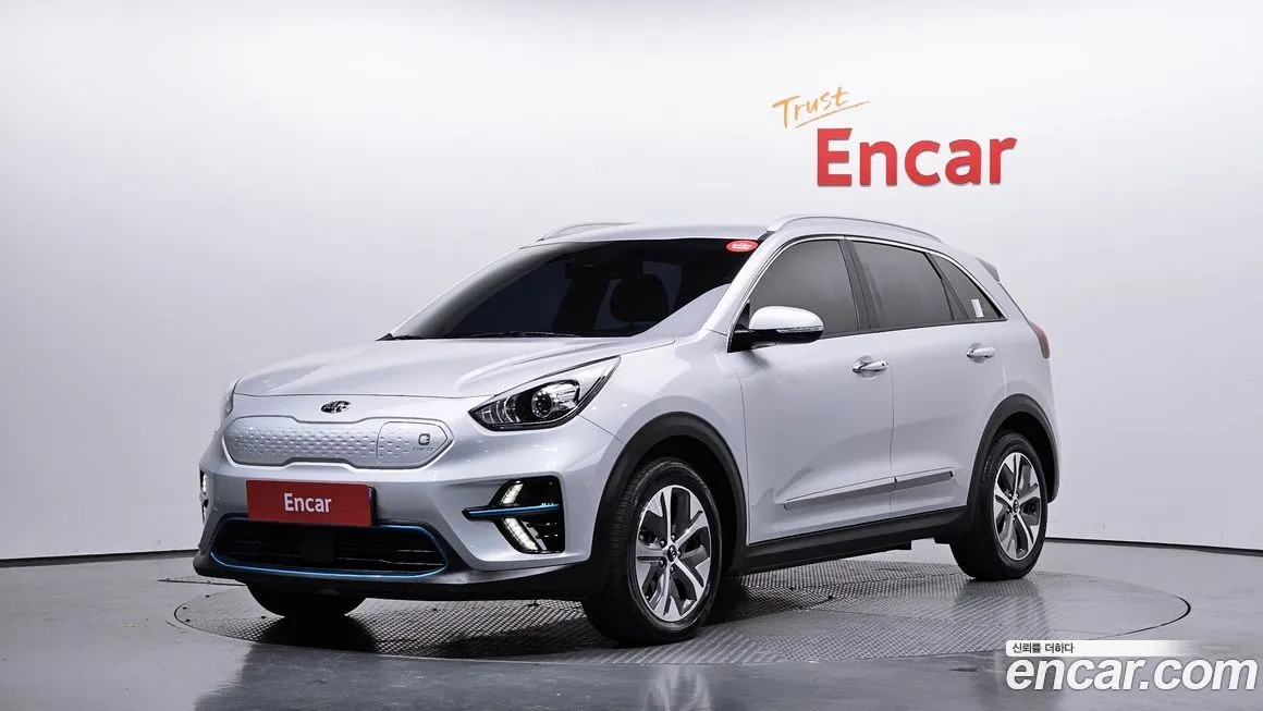 Kia Niro — фото 1