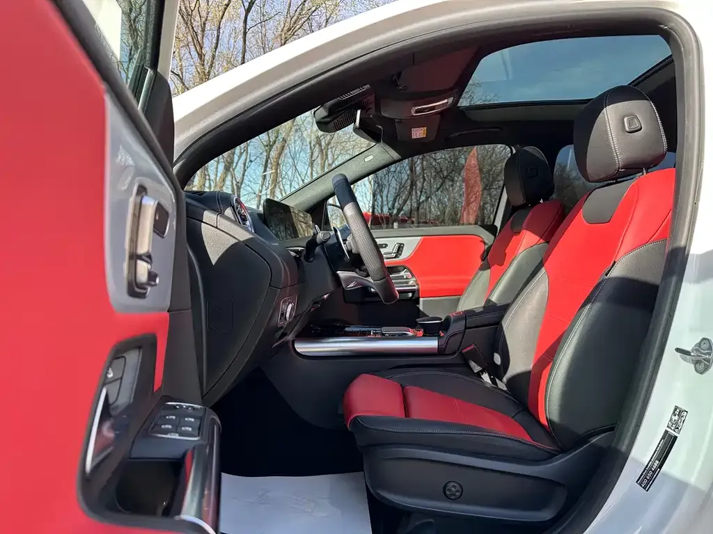 Mercedes-Benz GLA AMG — фото 7