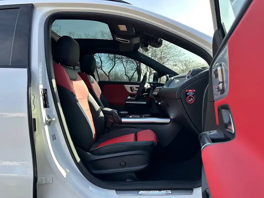 Mercedes-Benz GLA AMG — фото 9