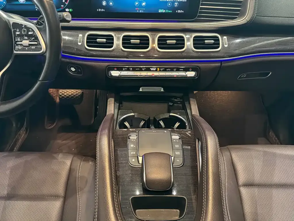 Mercedes-Benz GLE — фото 10