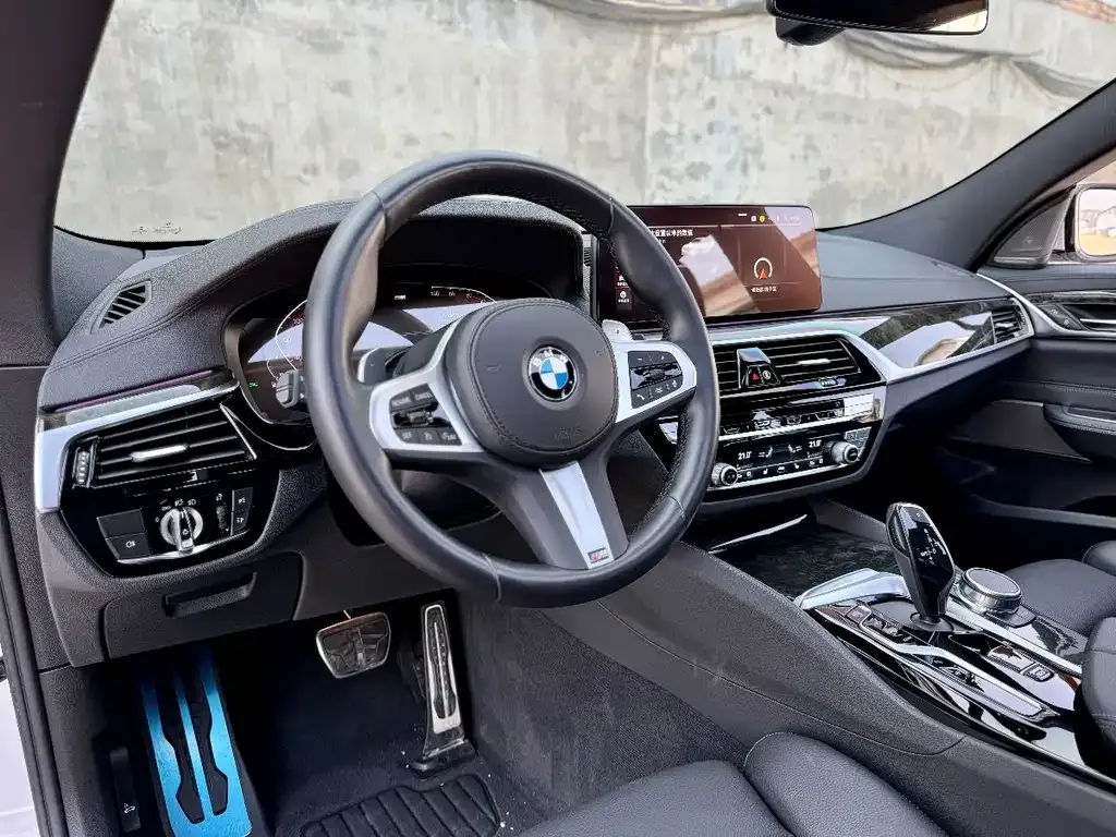 BMW 6 Series GT — фото 10