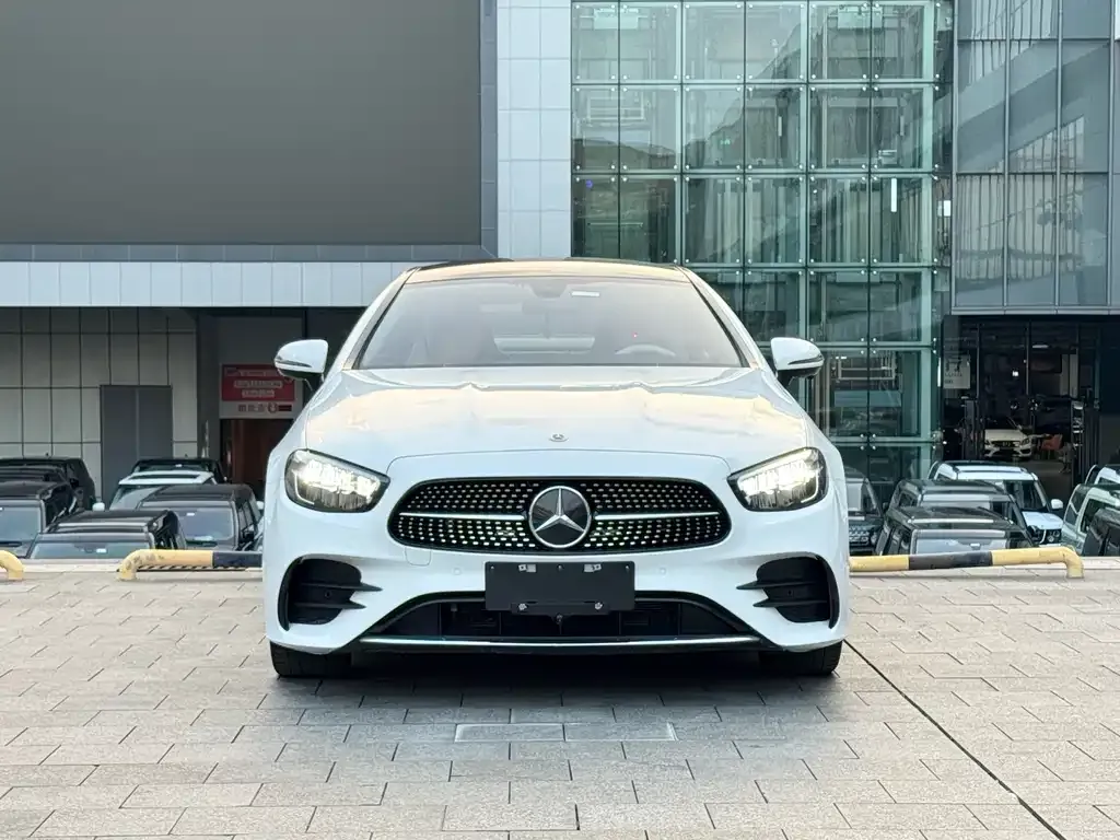 Mercedes-Benz E-Class (Import) — фото 1