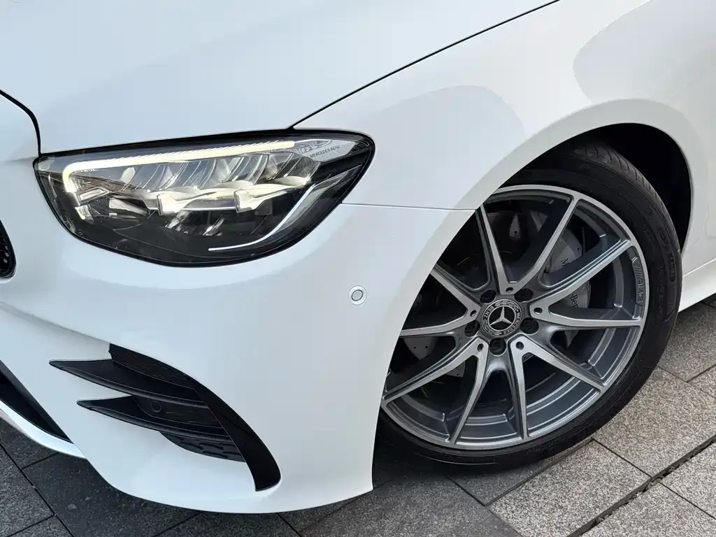 Mercedes-Benz E-Class (Import) — фото 5