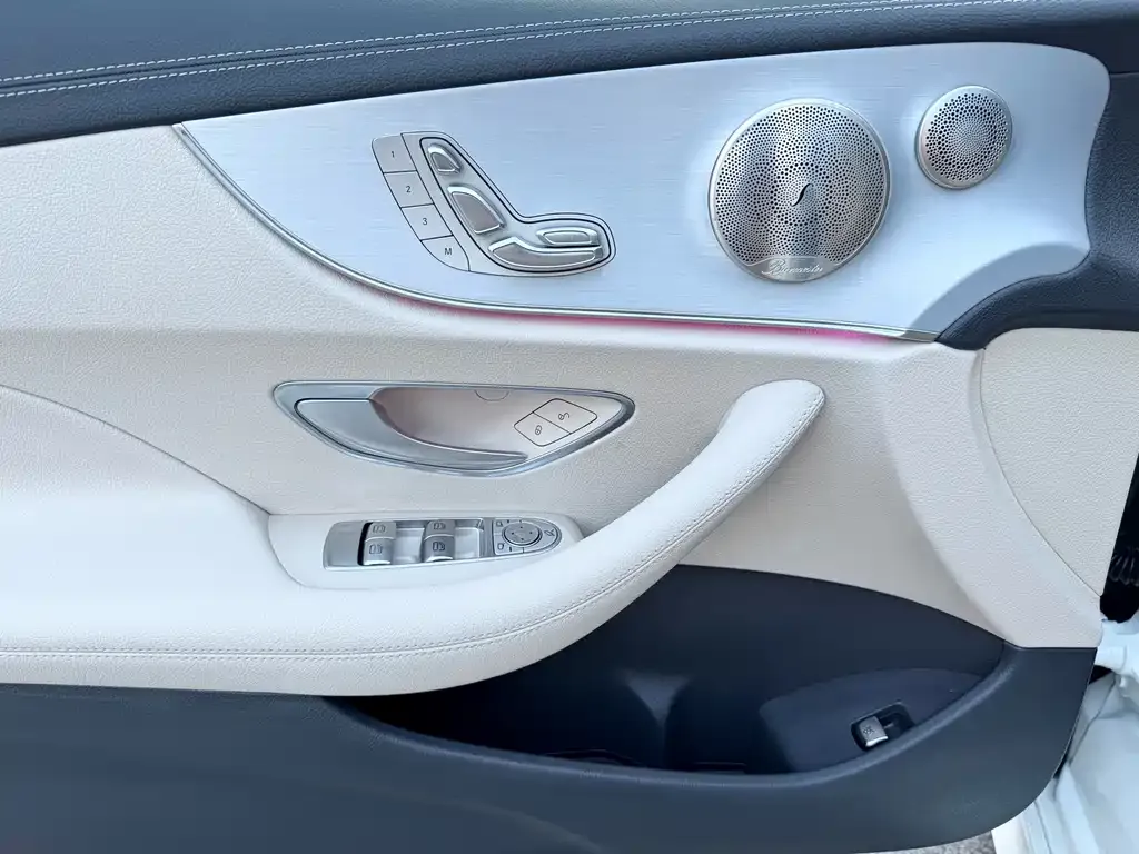 Mercedes-Benz E-Class (Import) — фото 7