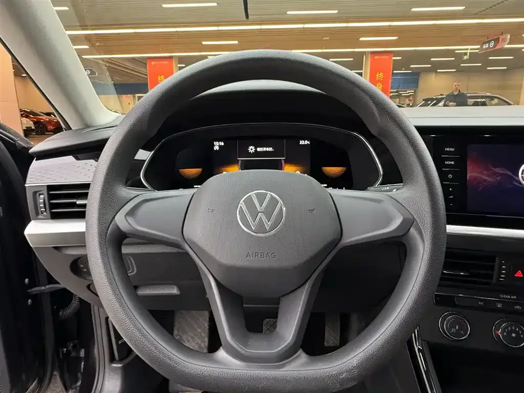 Volkswagen Passat — фото 7