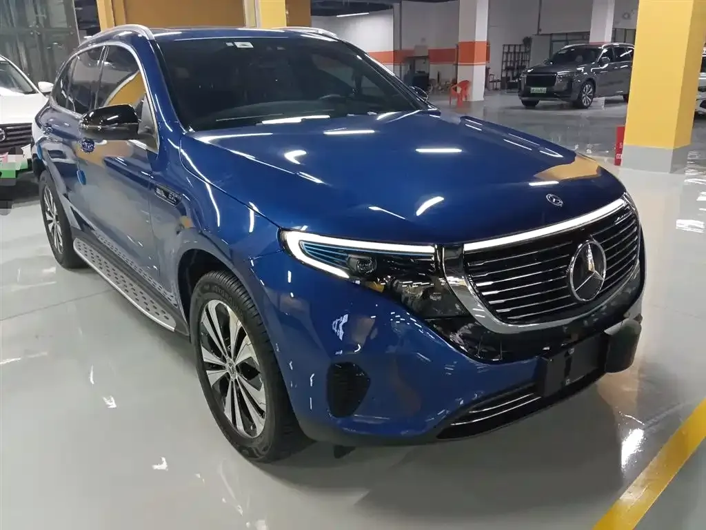 Mercedes-Benz EQC — фото 4
