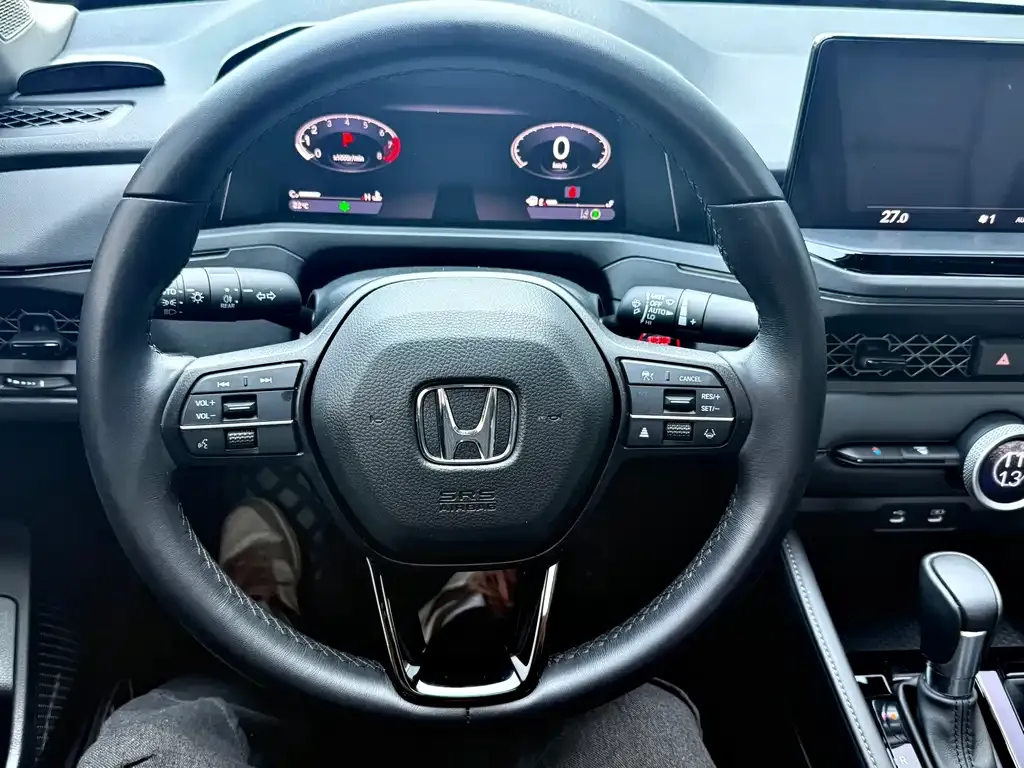 Honda Accord — фото 8