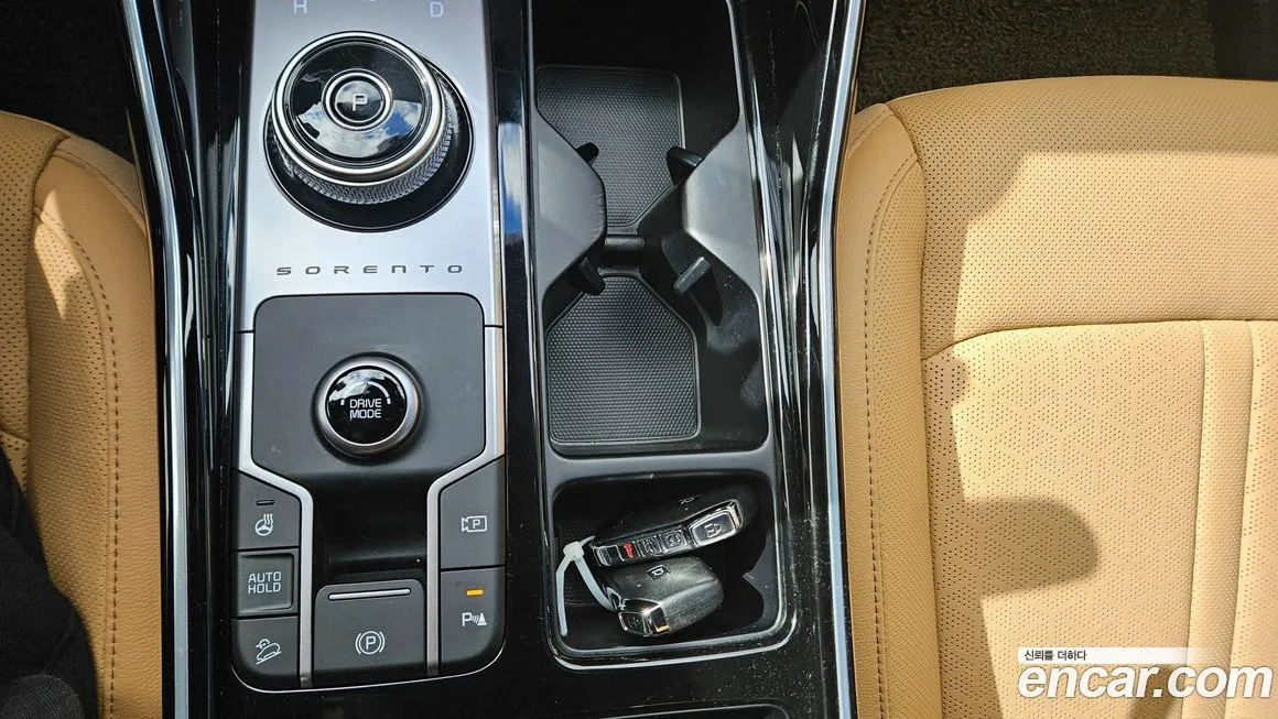 Kia Sorento — фото 9