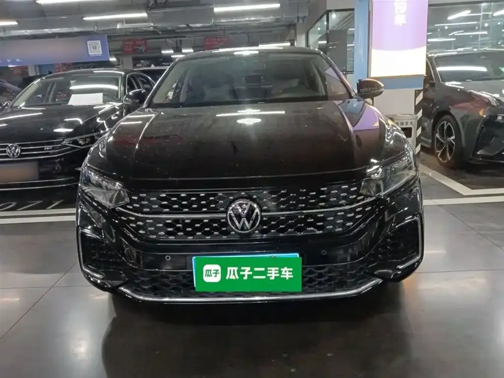 Volkswagen Passat — фото 3