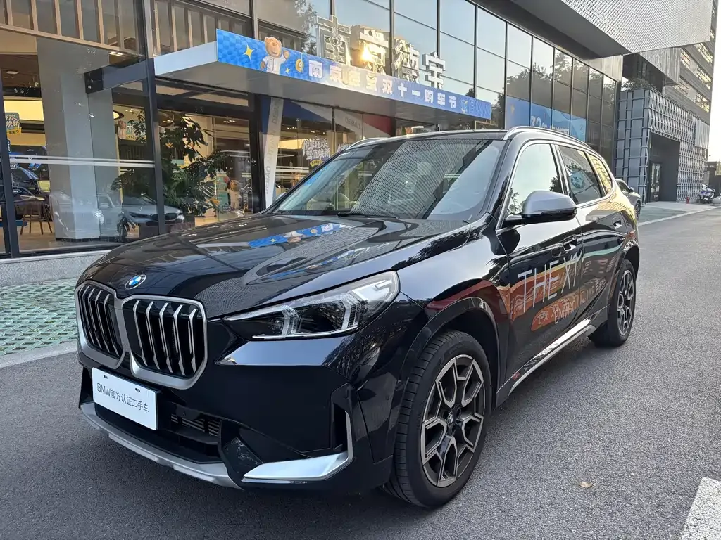 BMW X1 — фото 1
