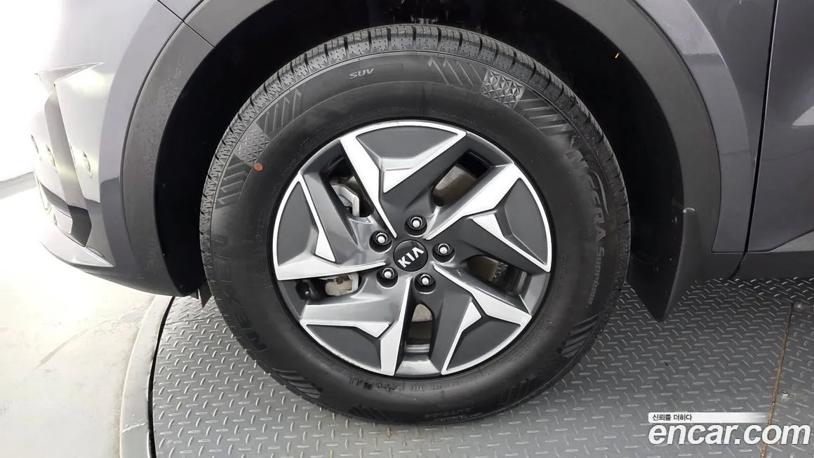 Kia Sorento — фото 5