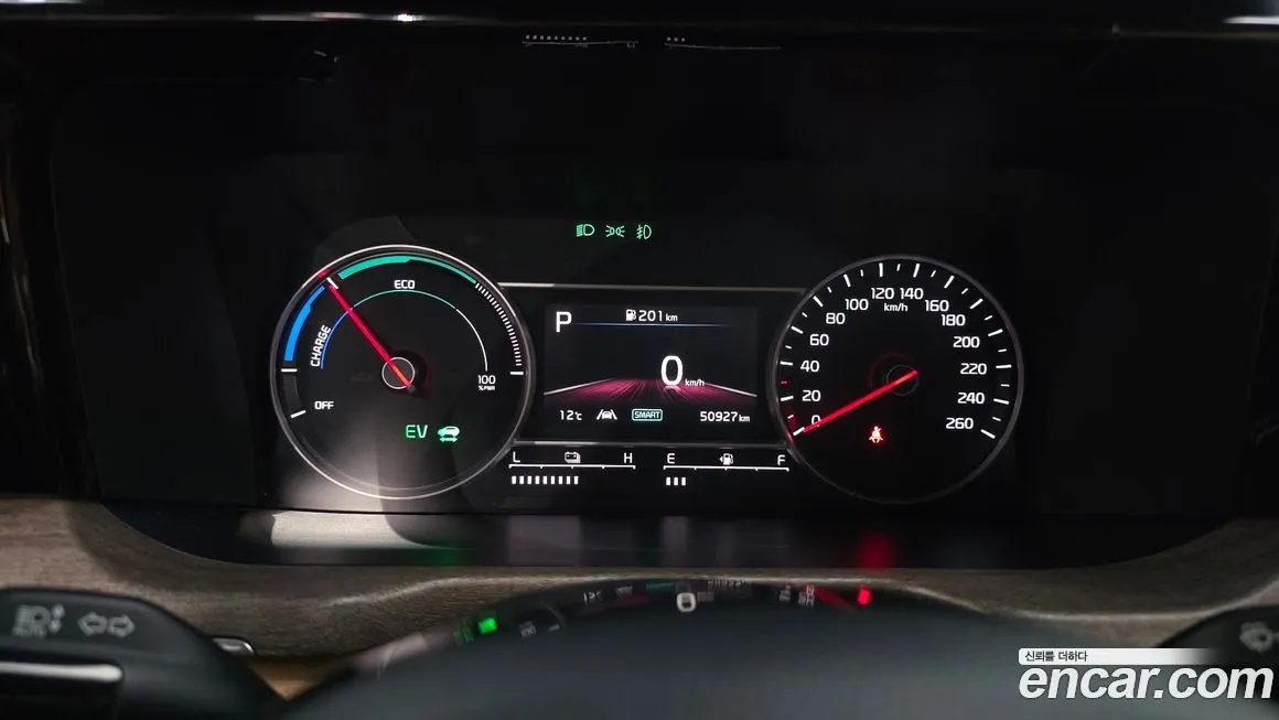 Kia Sorento — фото 8