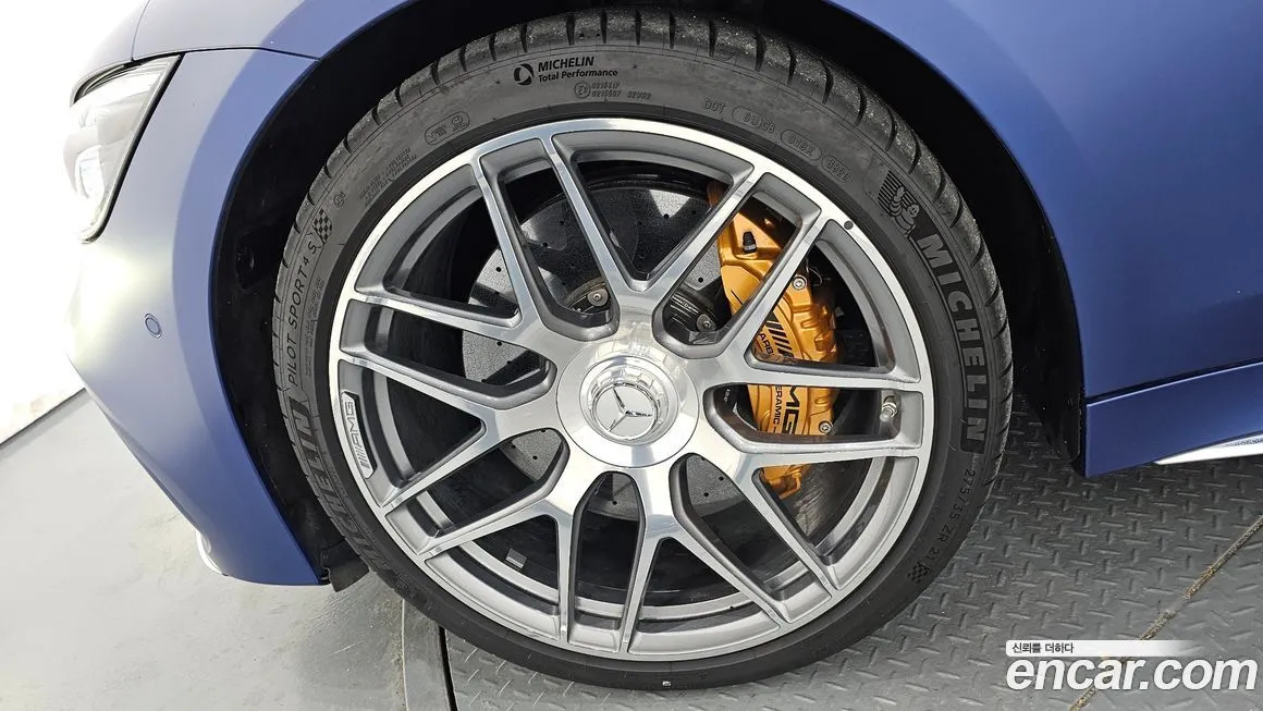 Mercedes-Benz AMG GT — фото 5