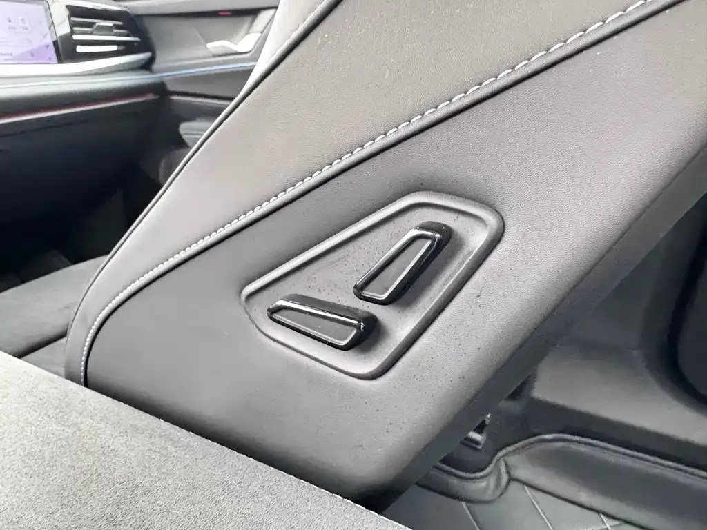 Volkswagen Passat — фото 10