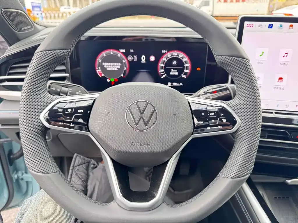 Volkswagen Passat — фото 5
